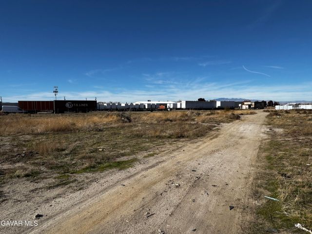 Spearman Ave Avenue, Lancaster, CA 93535