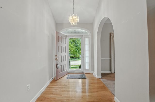 3802 FRONTENAC PL, Columbia, MO 65203