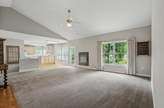 3802 FRONTENAC PL, Columbia, MO 65203