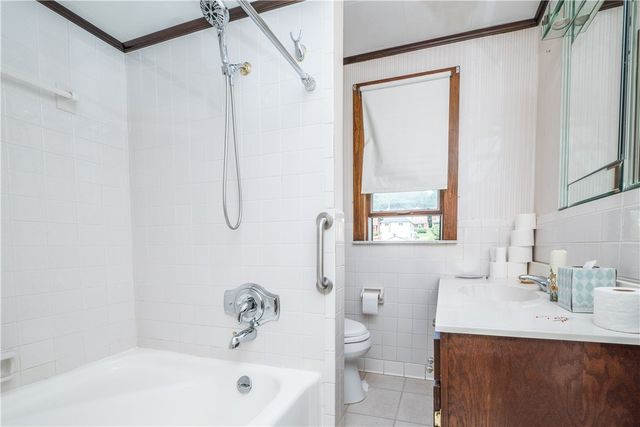 1522 Lenz Ave, Ambridge, PA 15003