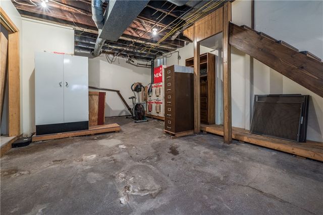 1522 Lenz Ave, Ambridge, PA 15003