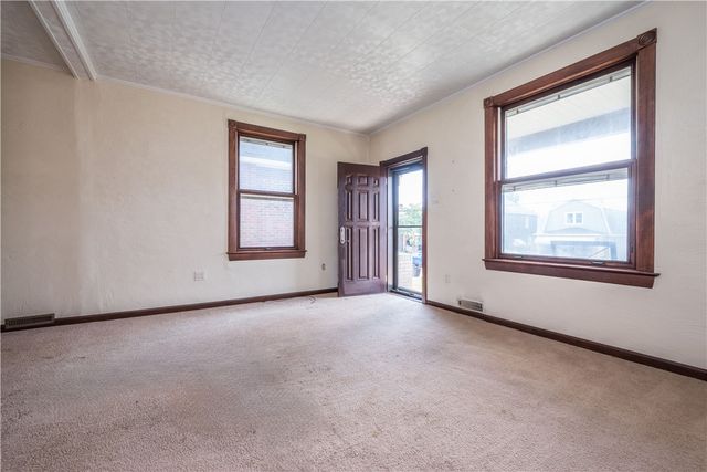 1522 Lenz Ave, Ambridge, PA 15003