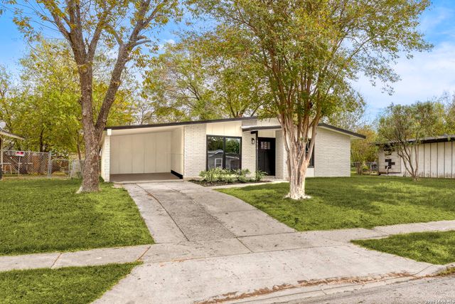 9810 Eveningway, San Antonio, TX 78233