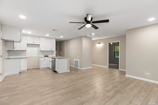 9810 Eveningway, San Antonio, TX 78233