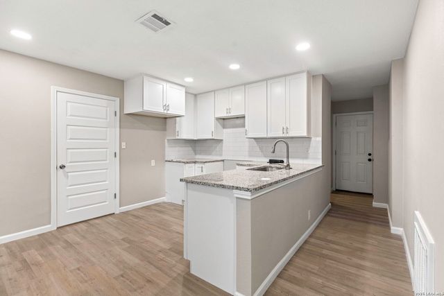 9810 Eveningway, San Antonio, TX 78233