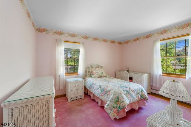 20 E Circuit Dr, Roxbury Twp., NJ 07876