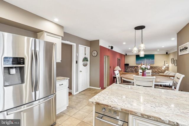 722 CORNWALLIS DRIVE, Mount Laurel, NJ 08054