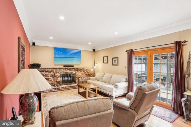 722 CORNWALLIS DRIVE, Mount Laurel, NJ 08054