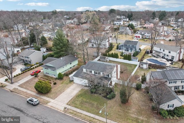 722 CORNWALLIS DRIVE, Mount Laurel, NJ 08054