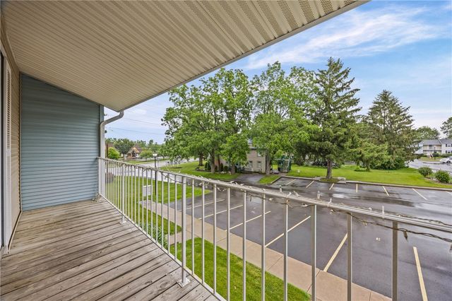 3 Southfield Drive, Webster, NY 14580