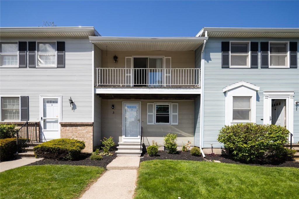 3 Southfield Drive, Webster, NY 14580