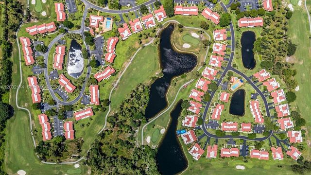 8535 Casa Del Lago F F, Boca Raton, FL 33433