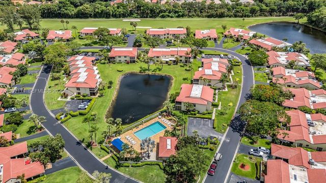 8535 Casa Del Lago F F, Boca Raton, FL 33433