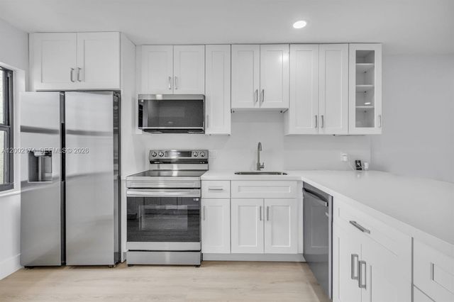 8535 Casa Del Lago F F, Boca Raton, FL 33433