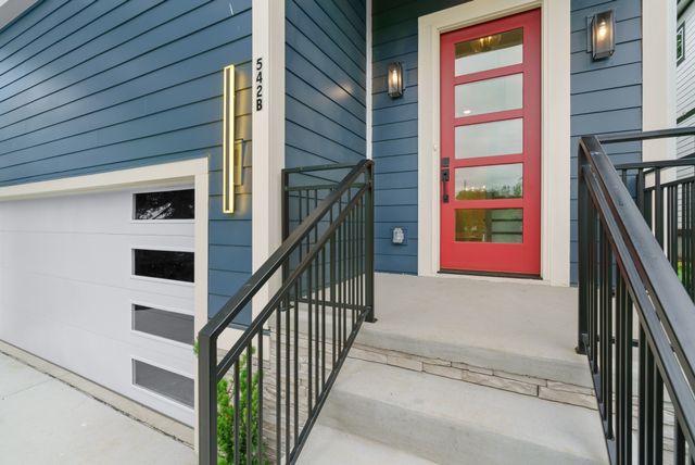 542B Starliner Dr, Nashville, TN 37209