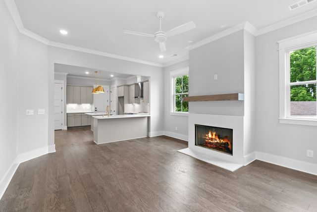 542B Starliner Dr, Nashville, TN 37209