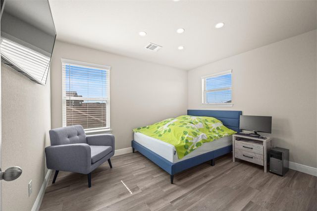 14510 Eaglefern Ln, Houston, TX 77068