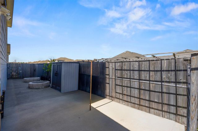 14510 Eaglefern Ln, Houston, TX 77068