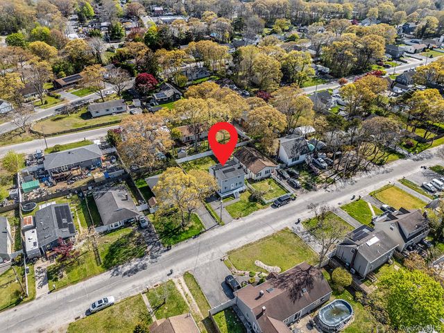 18 Pennwood Drive, Mastic Beach, NY 11951