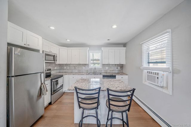 18 Pennwood Drive, Mastic Beach, NY 11951