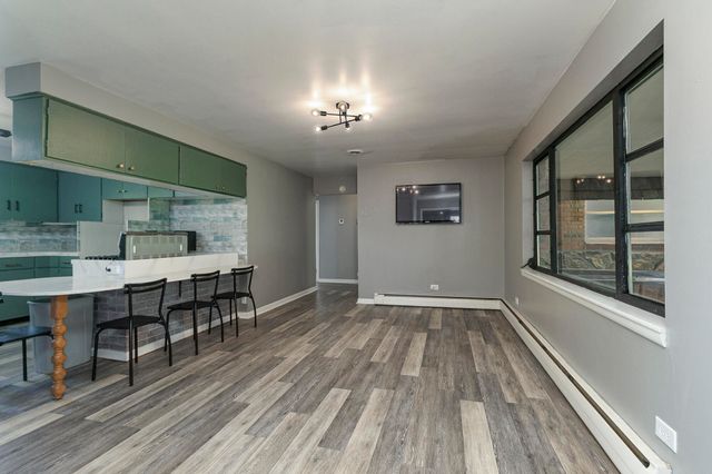 2114 East Walnut Street, Springfield, MO 65802