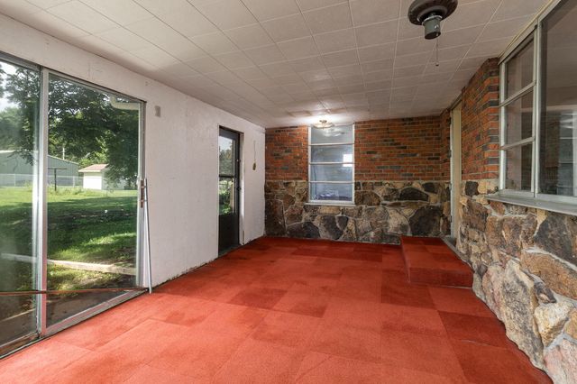 2114 East Walnut Street, Springfield, MO 65802