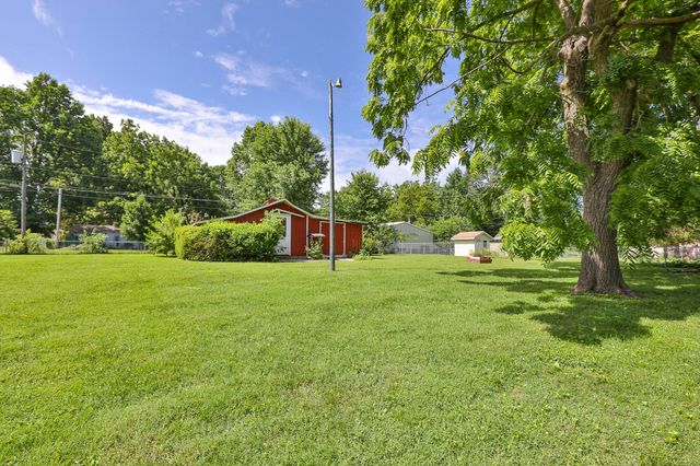 2114 East Walnut Street, Springfield, MO 65802