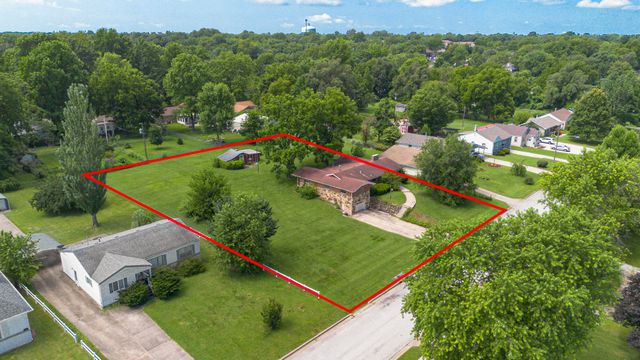 2114 East Walnut Street, Springfield, MO 65802