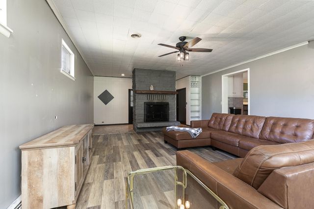 2114 East Walnut Street, Springfield, MO 65802