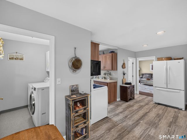 43 Upper Bartlett Road, Waterford, CT 06375