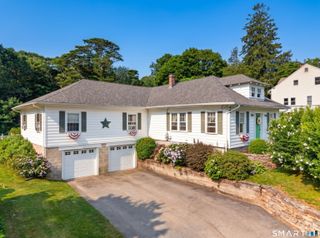 43 Upper Bartlett Road, Waterford, CT 06375