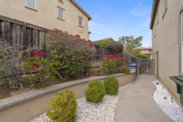 840 Luminara Way, San Marcos, CA 92078