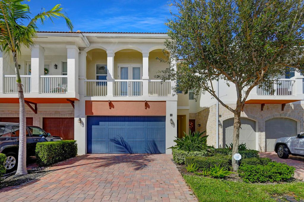 100 NW 69th Circle 132, Boca Raton, FL 33487
