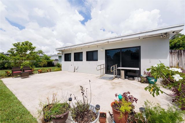 19311 Sterling Dr, Cutler Bay, FL 33157
