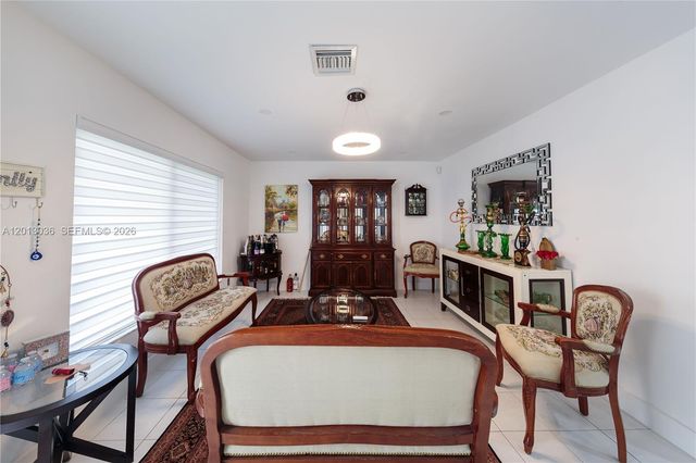 19311 Sterling Dr, Cutler Bay, FL 33157