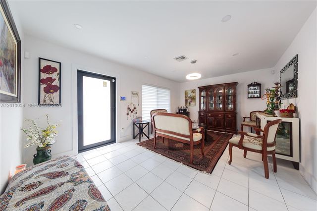 19311 Sterling Dr, Cutler Bay, FL 33157
