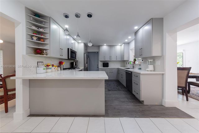 19311 Sterling Dr, Cutler Bay, FL 33157