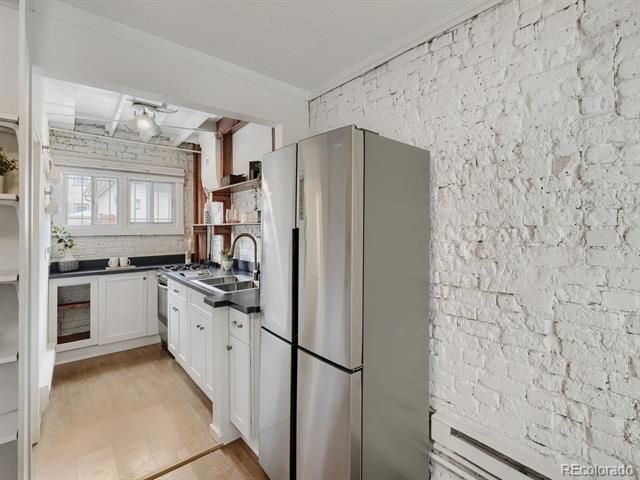 1059 N Emerson Street C, Denver, CO 80218