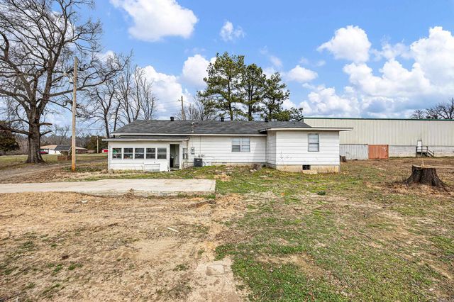 2706 AR 124 Highway, Russellville, AR 72802