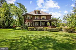 4 HILLSIDE RD, Baltimore, MD 21210