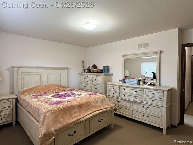 35774 Annette Drive, Sterling Heights, MI 48310