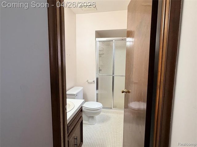 35774 Annette Drive, Sterling Heights, MI 48310