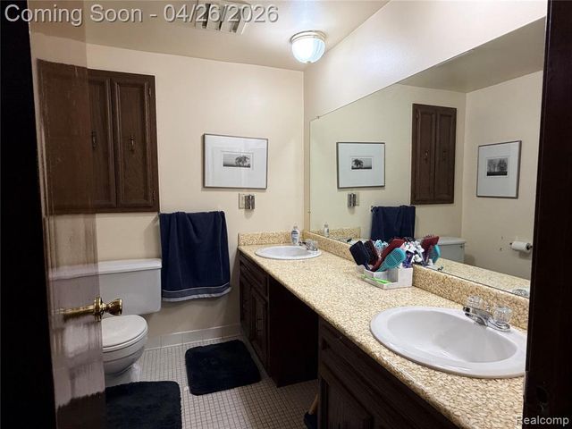 35774 Annette Drive, Sterling Heights, MI 48310