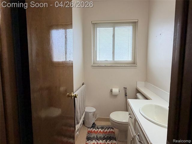 35774 Annette Drive, Sterling Heights, MI 48310