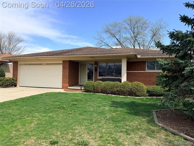 35774 Annette Drive, Sterling Heights, MI 48310