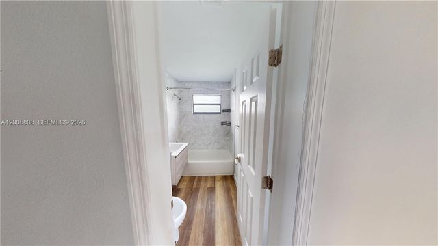 2211 Cleveland St, Hollywood, FL 33020