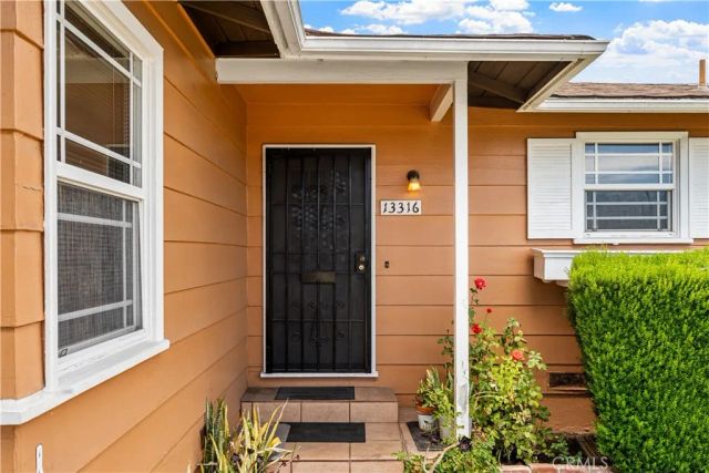 13316 S Wilton, Gardena, CA 90249