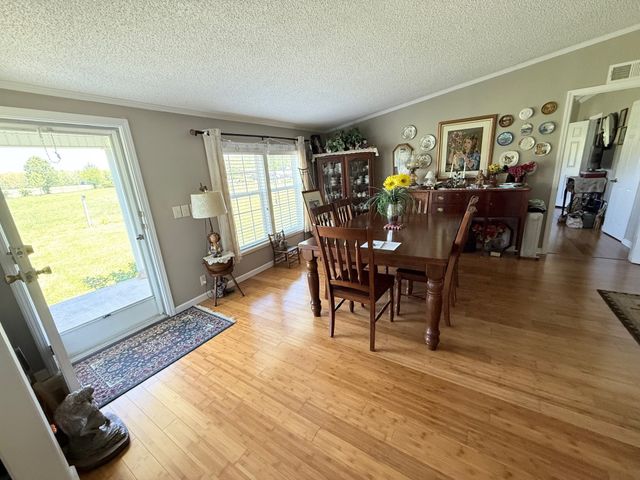 2364 Geedsville Rd, Bradyville, TN 37026