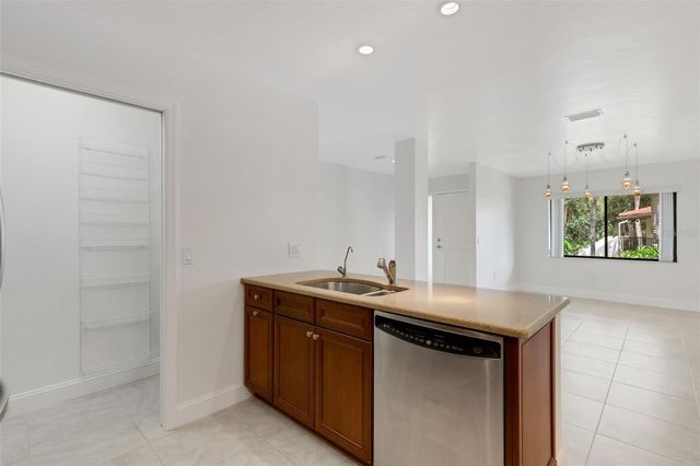 6462 WILD OAK BAY BOULEVARD 244, Bradenton, FL 34210