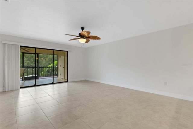 6462 WILD OAK BAY BOULEVARD 244, Bradenton, FL 34210